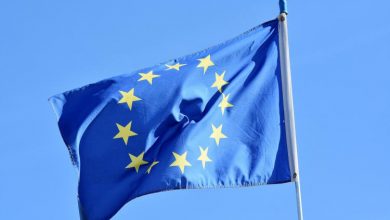 Фото - Антимонопольная служба Евросоюза взялась за Google Play — расследуются финансовые отношения с разработчиками