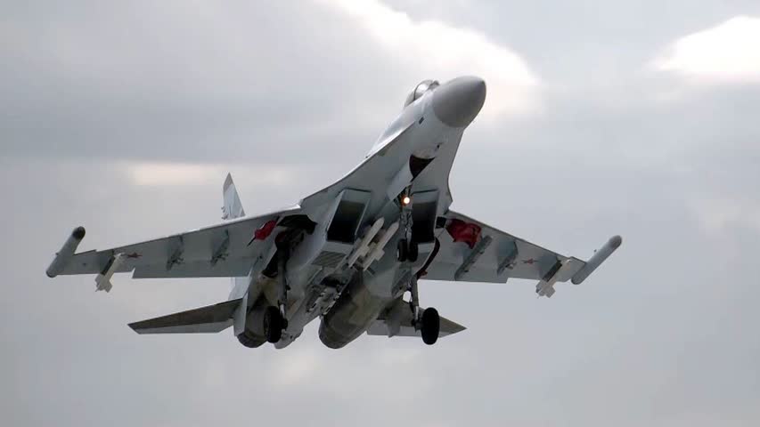 Фото - Сообщение об уничтожении Су-35 под Артемовском оказалось недостоверным: Фактчекинг
