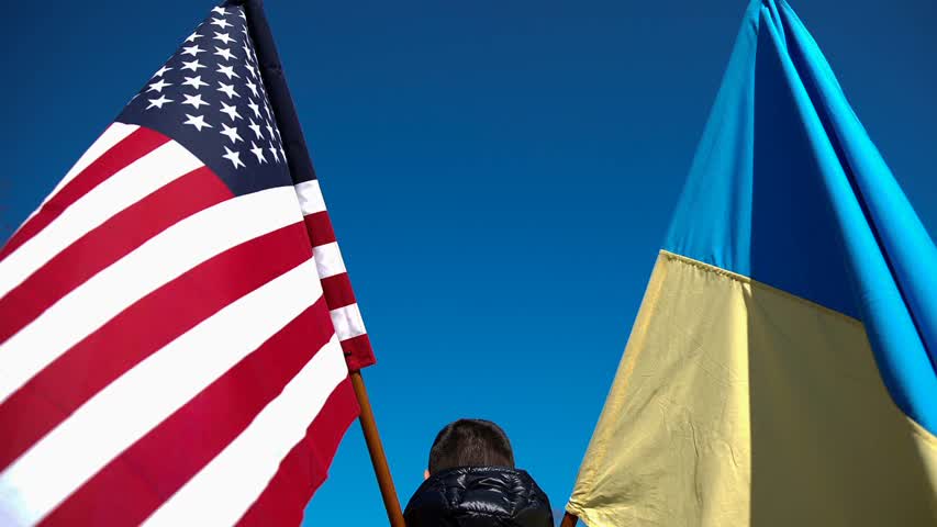 Фото - В США предупредили о возможных рисках переброски американских военных на Украину